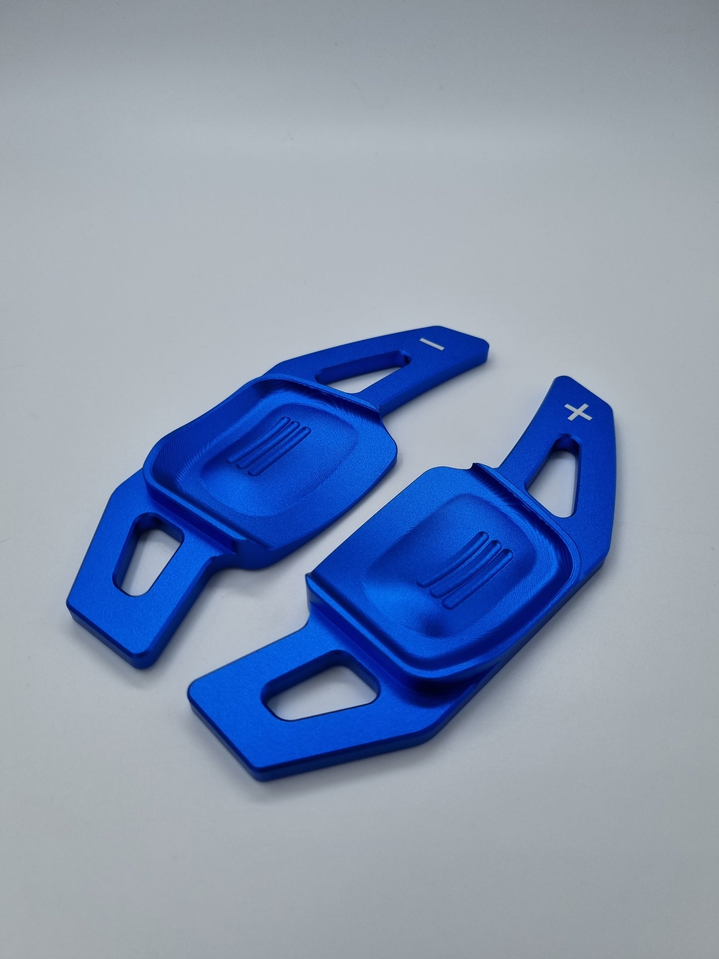 Aluminium Schaltwippen Verlängerungen VW Golf 8, T-Roc, Tiguan, Passat, Polo, Arteon, usw.