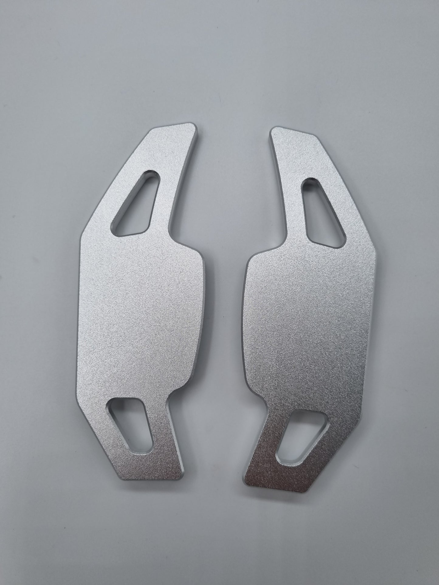 Aluminium Schaltwippen Verlängerungen VW Golf 8, T-Roc, Tiguan, Passat, Polo, Arteon, usw.