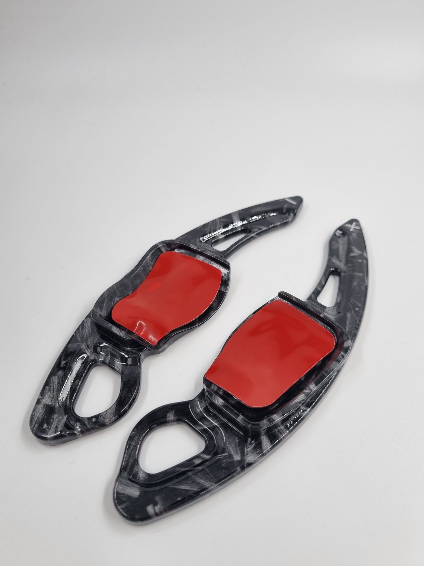 Kunststoff Schaltwippen Verlängerungen VW Golf 5/6, Scirocco, Polo, Passat, Tiguan, Jetta, Touran, Amarok, uvm..