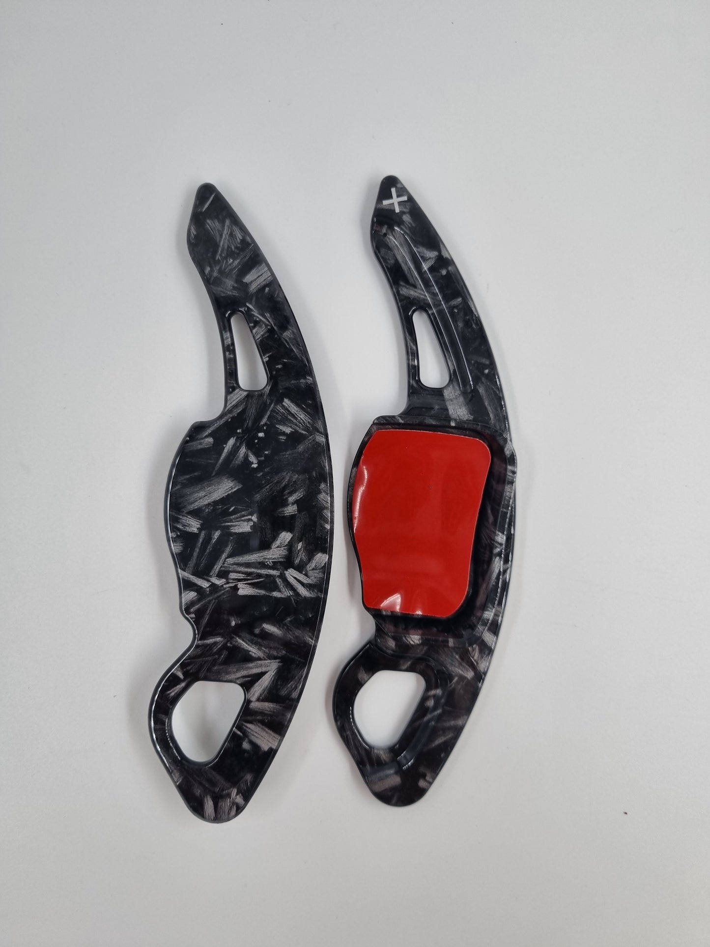 Kunststoff Schaltwippen Verlängerungen VW Golf 5/6, Scirocco, Polo, Passat, Tiguan, Jetta, Touran, Amarok, uvm..