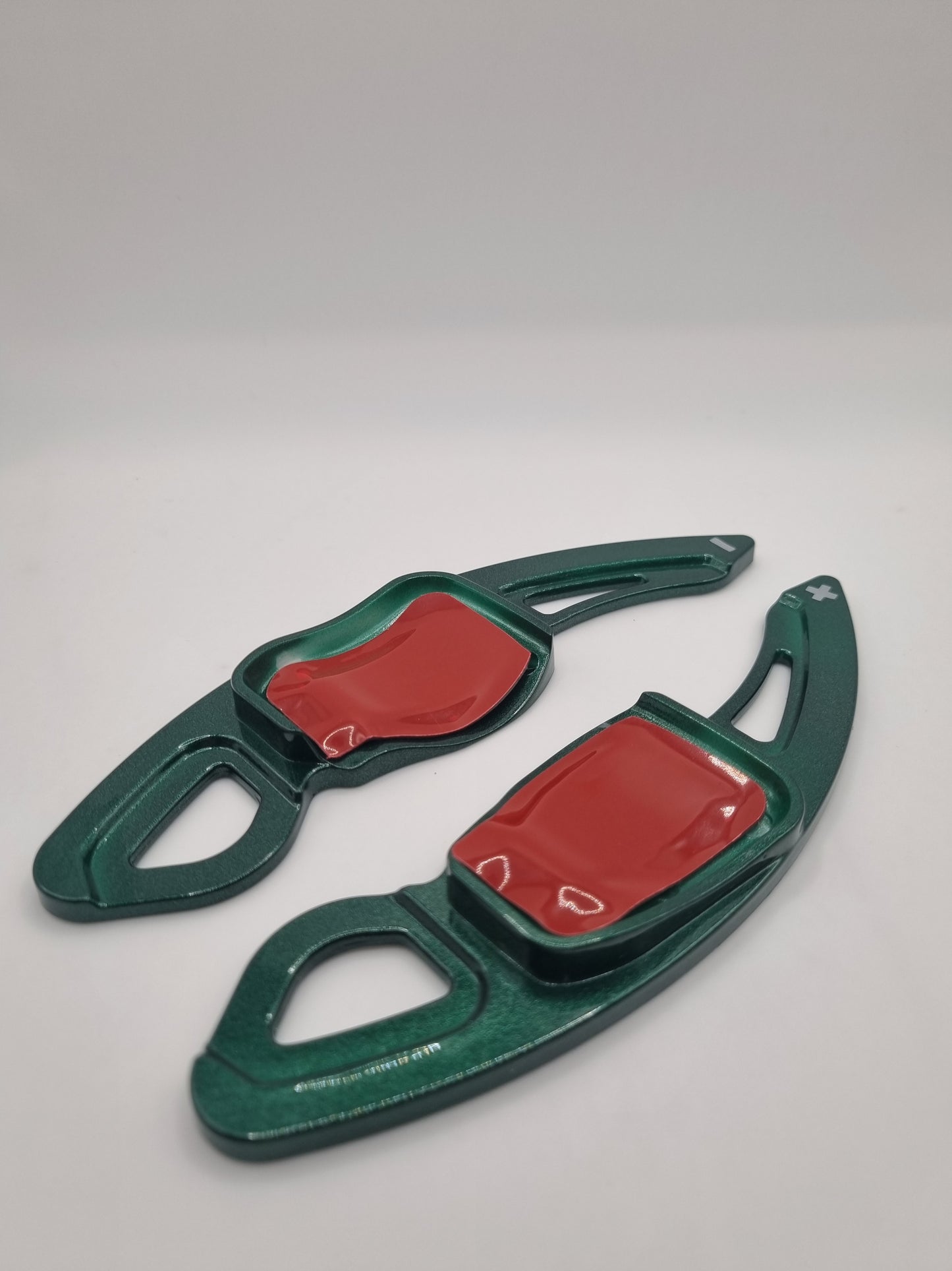 Kunststoff Schaltwippen Verlängerungen VW Golf 5/6, Scirocco, Polo, Passat, Tiguan, Jetta, Touran, Amarok, uvm..