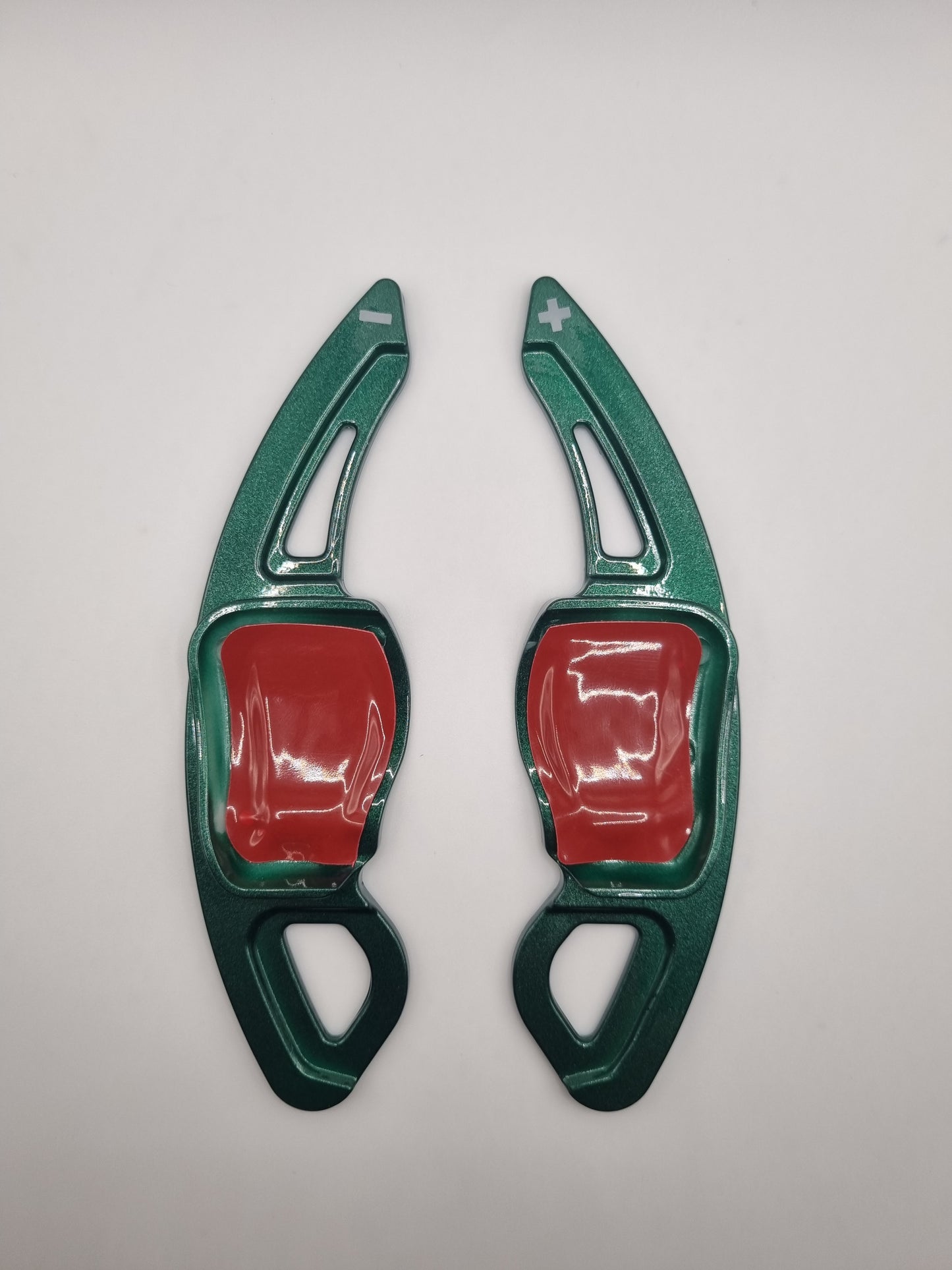 Kunststoff Schaltwippen Verlängerungen VW Golf 5/6, Scirocco, Polo, Passat, Tiguan, Jetta, Touran, Amarok, uvm..