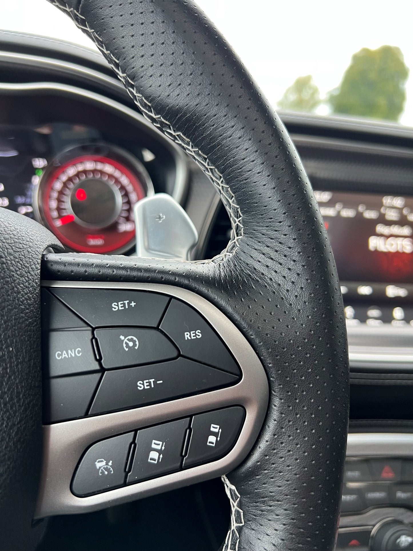 Echt Carbon Schaltwippen Verlängerungen Dodge SRT & Hellcat Modelle